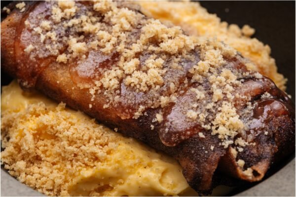 food photography the rum fox restaurant apple crumble