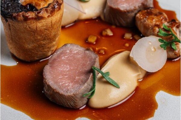 food photography_0003 food photography rum fox clitheroe lam with gravy dish and home made pie