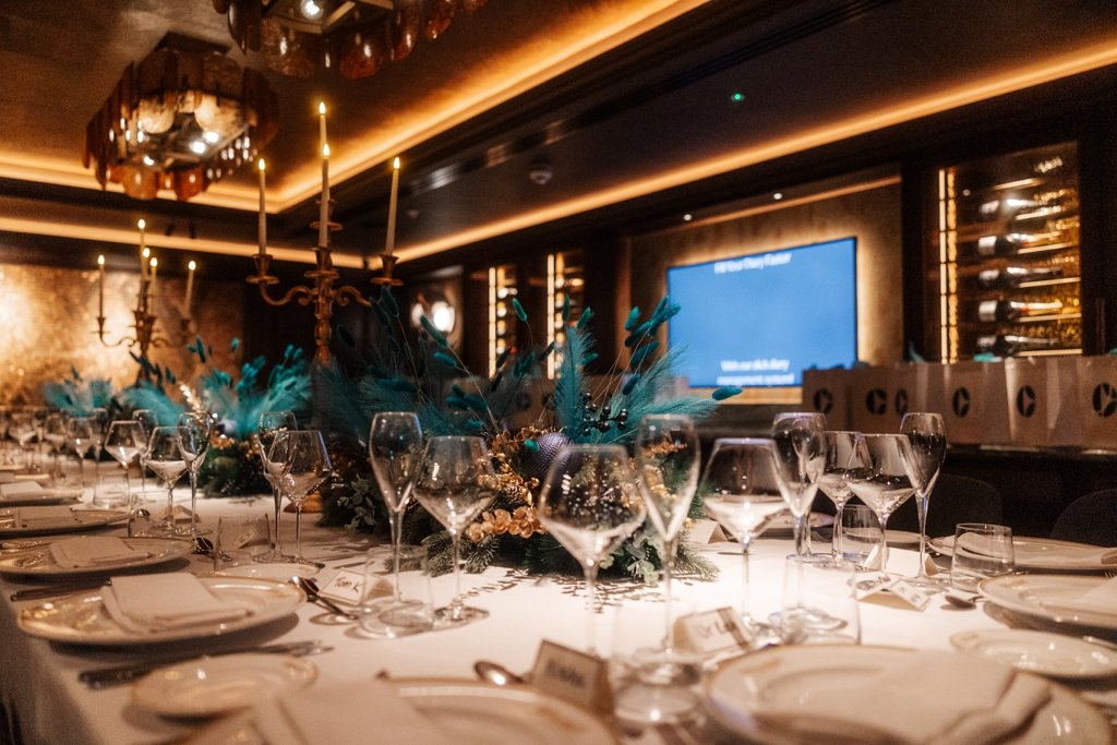 Manchesrter interior venue cut and craft